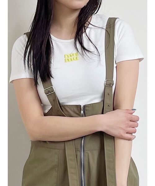 MURUA（ムルーア）の「ロゴクロップトTシャツ（Tシャツ/カットソー・レディース・オレンジ/その他1/ネイビー/ブラック/ホワイト・FREE）」の2枚目の写真