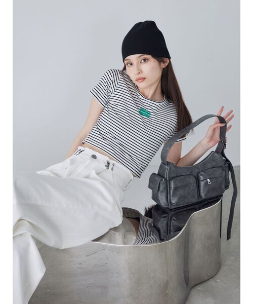 MURUA（ムルーア）の「ロゴクロップトTシャツ（Tシャツ/カットソー・レディース・オレンジ/その他1/ネイビー/ブラック/ホワイト・FREE）」の10枚目の写真