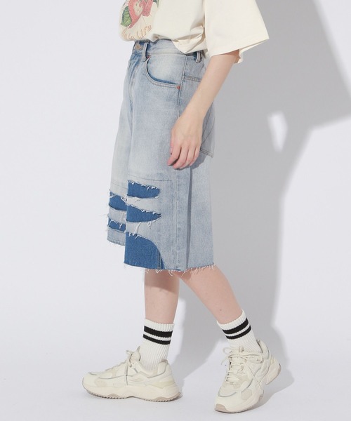 Anui（アニュイ）の「【UNISEX/2サイズ展開】ダメージハーフデニム（デニムパンツ・レディース・ブラック/ブルー・SMALL/MEDIUM）」の5枚目の写真