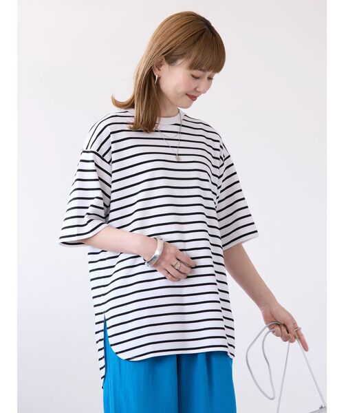 AMERICAN HOLIC（アメリカンホリック）の「抗菌防臭+UVカット裾ラウンドカットチュニック（Tシャツ/カットソー・レディース・グレイッシュベージュ/ブラック/チャコールグレー/オフホワイト/その他7・M/L）」の8枚目の写真