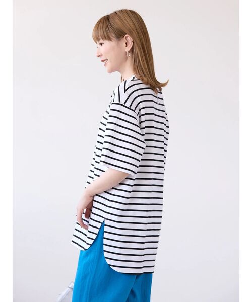 AMERICAN HOLIC（アメリカンホリック）の「抗菌防臭+UVカット裾ラウンドカットチュニック（Tシャツ/カットソー・レディース・グレイッシュベージュ/ブラック/チャコールグレー/オフホワイト/その他7・M/L）」の10枚目の写真