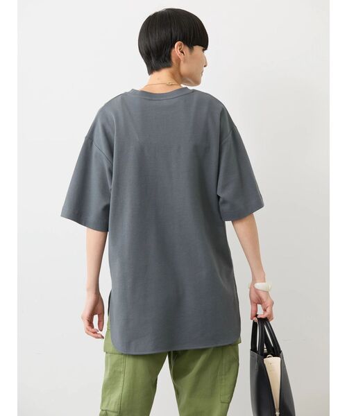 AMERICAN HOLIC（アメリカンホリック）の「抗菌防臭+UVカット裾ラウンドカットチュニック（Tシャツ/カットソー・レディース・グレイッシュベージュ/ブラック/チャコールグレー/オフホワイト/その他7・M/L）」の22枚目の写真