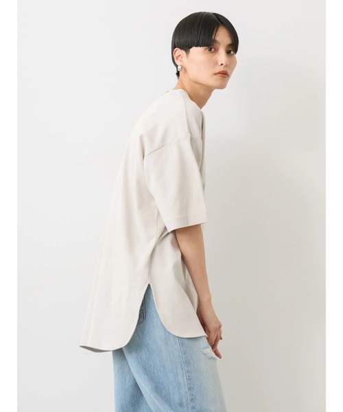 AMERICAN HOLIC（アメリカンホリック）の「抗菌防臭+UVカット裾ラウンドカットチュニック（Tシャツ/カットソー・レディース・グレイッシュベージュ/ブラック/チャコールグレー/オフホワイト/その他7・M/L）」の4枚目の写真