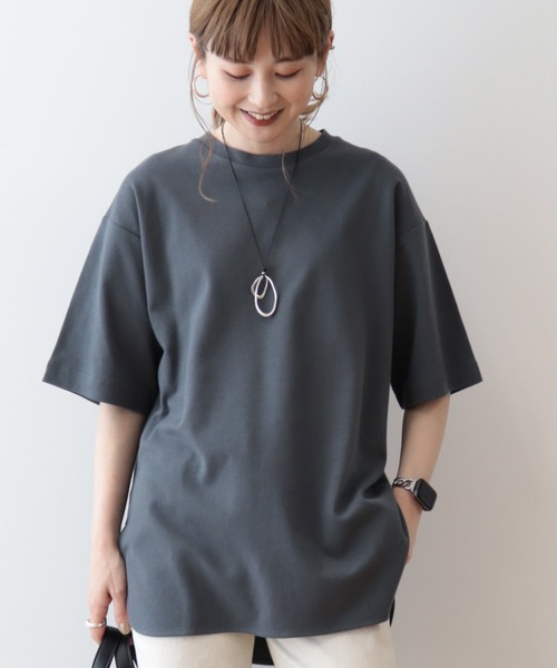 AMERICAN HOLIC（アメリカンホリック）の「抗菌防臭+UVカット裾ラウンドカットチュニック（Tシャツ/カットソー・レディース・グレイッシュベージュ/ブラック/チャコールグレー/オフホワイト/その他7・M/L）」の3枚目の写真