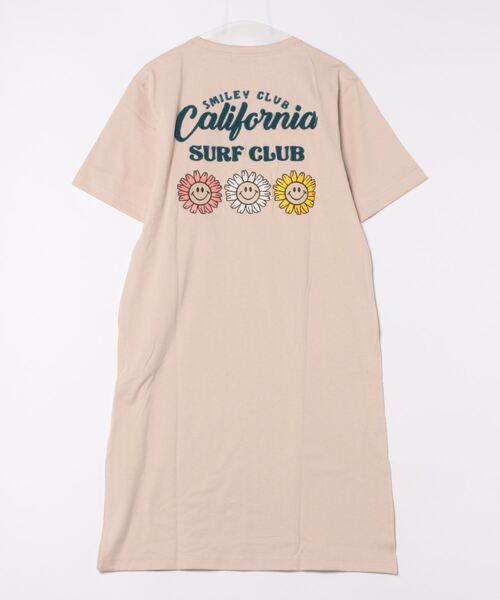 Import & Select(インポートアンドセレクト)の「【CALISURF】SMILEY FACE フラワー刺繍ワンピース(ワンピース・レディース・グリーン/ベージュ・フリー)」の3枚目の写真
