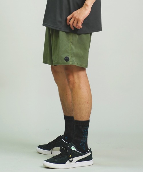 RVCA(ルーカ)の「RVCA/ルーカ ショーツ/水陸両用 シンプル 速乾 BE04A-504(その他パンツ・メンズ・カーキ/ブラック・L/M/S)」の14枚目の写真