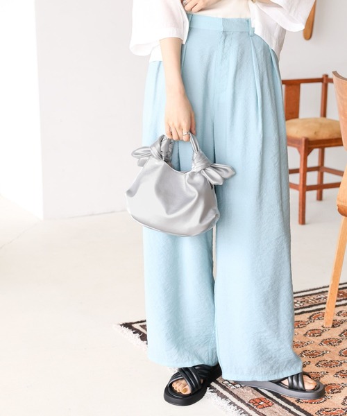 LEPSIM(レプシィム)の「フェイクレザー結びミニバッグ 119759(ショルダーバッグ・レディース・ライトブルー/ブラック/レッド/シルバー・ONE SIZE)」の11枚目の写真