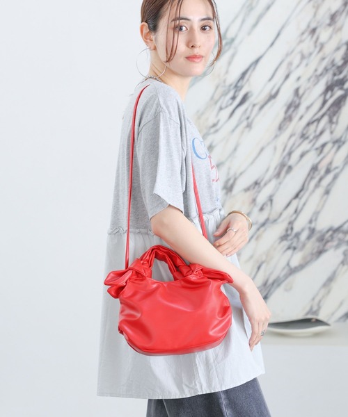 LEPSIM(レプシィム)の「フェイクレザー結びミニバッグ 119759(ショルダーバッグ・レディース・ライトブルー/ブラック/レッド/シルバー・ONE SIZE)」の15枚目の写真