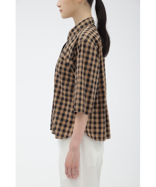 ★美品★MARGARET HOWELLマーガレットハウエル 半袖ブラウスサイズ1 MARGARET HOWELL（マーガレットハウエル）の「COTTON LINEN