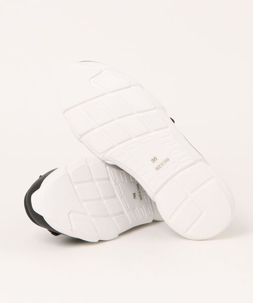 mio notis(ミオノティス)の「スニーカーローファー/756B(ローファー・レディース・ガンメタ/ブラック・36/39/38/37)」の4枚目の写真