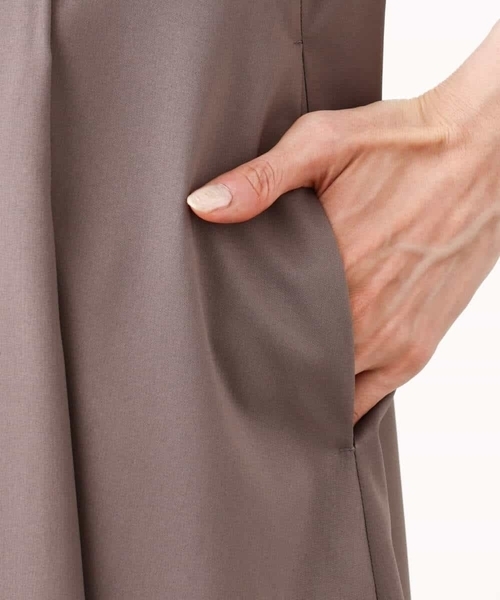 MK MICHEL KLEIN（エムケーミッシェルクラン）の「ウエストタックシャツワンピース/洗える（シャツワンピース・レディース・グリーン/モカ・38）」の20枚目の写真