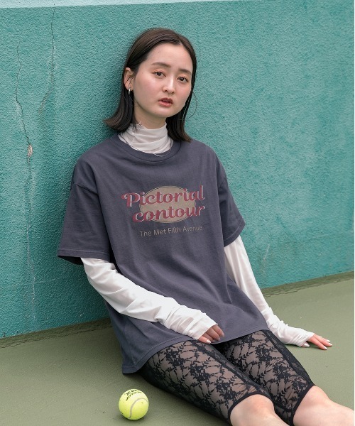ad thie(アドティエ)の「ヴィンテージ風ロゴ ピグメントTシャツ(Tシャツ/カットソー・レディース・チャコールグレー/ブルー/レッド/ネイビー・FREE)」の16枚目の写真