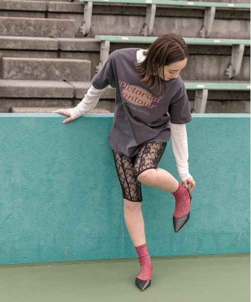 ad thie(アドティエ)の「ヴィンテージ風ロゴ ピグメントTシャツ(Tシャツ/カットソー・レディース・チャコールグレー/ブルー/レッド/ネイビー・FREE)」の17枚目の写真