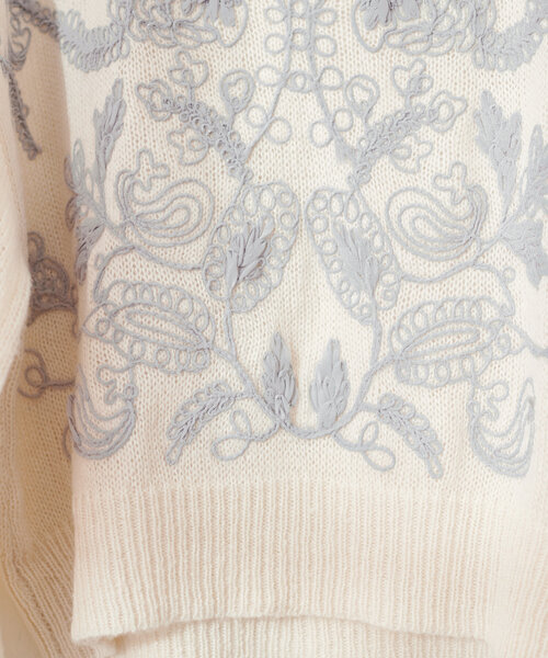 natural couture(ナチュラルクチュール)の「天竺刺繍ニット(ニット/セーター・レディース・アイボリー/ライトベージュ/チャコールグレー/オレンジ・FREE)」の9枚目の写真