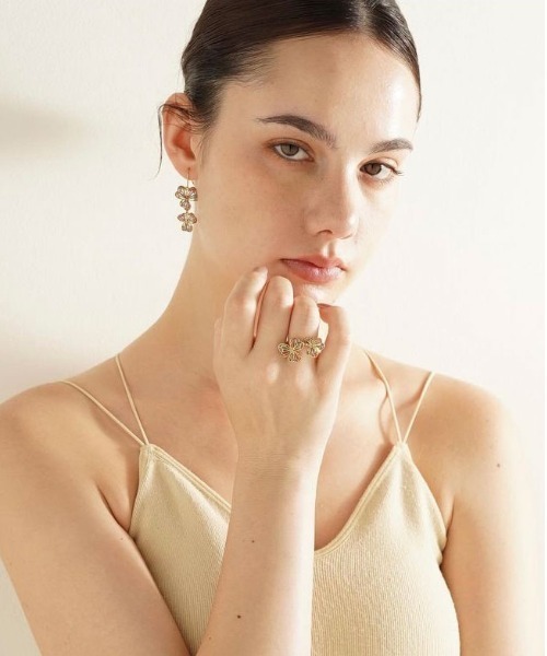 Zoule（ゾーラ）の「Zoule ゾーラ：MOROCCAN　モロッカンシリーズ　flower moroccan　ピアス（ピアス（両耳用）・レディース・パープル/レッド・FREE）」の7枚目の写真