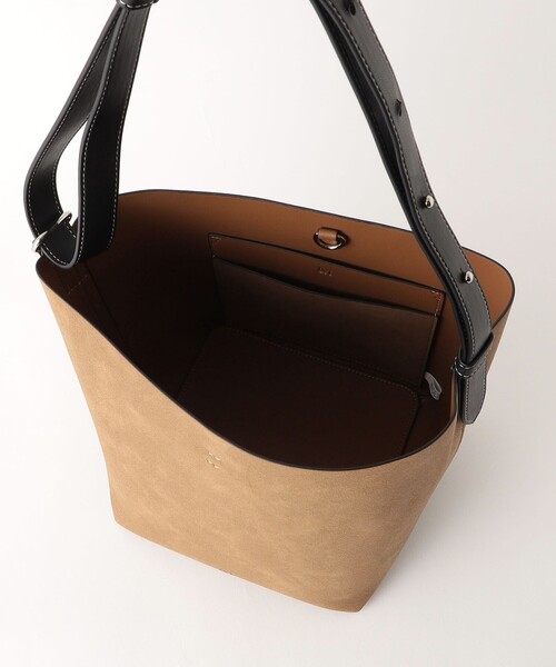 【美品】&MyuQ アンド ミューク CARNA カルナ ショルダーバッグ ＆MyuQ（アンドミューク）の「＜&MyuQ＞CARNA ショルダーバッグ