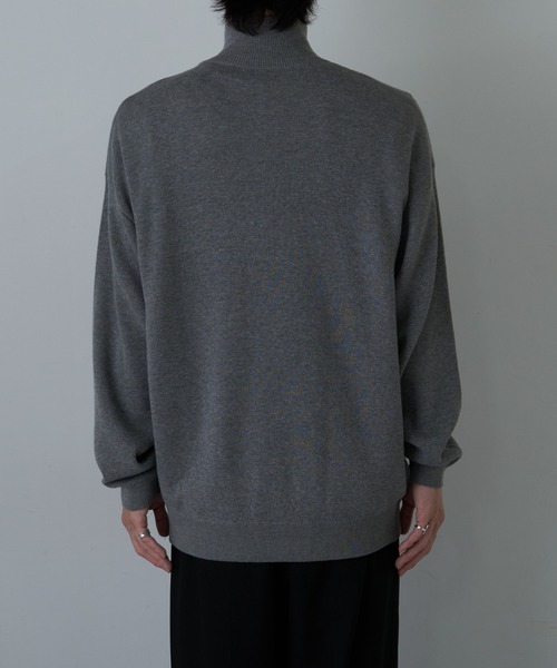 COLONY 2139（コロニートゥーワンスリーナイン）の「スウェットライクドライバーズニット（ニット/セーター・メンズ・グレー/ブルー/ブラック・MEDIUM/LARGE）」の16枚目の写真
