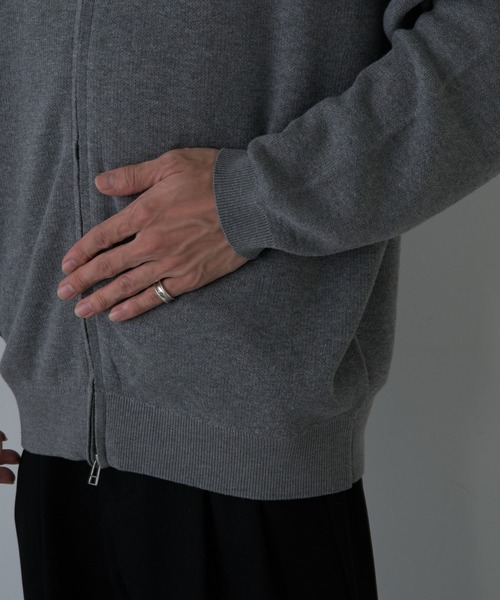 COLONY 2139（コロニートゥーワンスリーナイン）の「スウェットライクドライバーズニット（ニット/セーター・メンズ・グレー/ブルー/ブラック・MEDIUM/LARGE）」の18枚目の写真