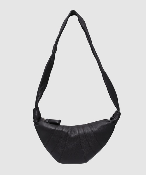 LEMAIRE（ルメール）の「SMALL CROISSANT BAG（ショルダーバッグ・レディース・ブラック/カーキ/グレー/ブラウン・OS）」の3枚目の写真