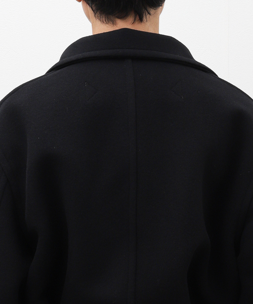 LEMAIRE(ルメール)の「LEMAIRE(ルメール) WRAP COAT CO1037LF1116(トレンチコート・メンズ・ブラック・SMALL/MEDIUM)」の6枚目の写真