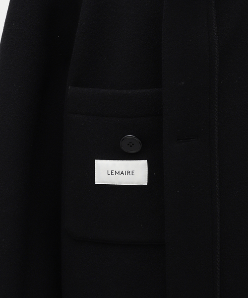 LEMAIRE(ルメール)の「LEMAIRE(ルメール) WRAP COAT CO1037LF1116(トレンチコート・メンズ・ブラック・SMALL/MEDIUM)」の17枚目の写真