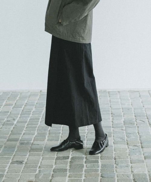 かぐれ（カグレ）の「コットンラップスカート（スカート・レディース・チャコールグレー/ベージュ/ブラック・FREE）」の2枚目の写真