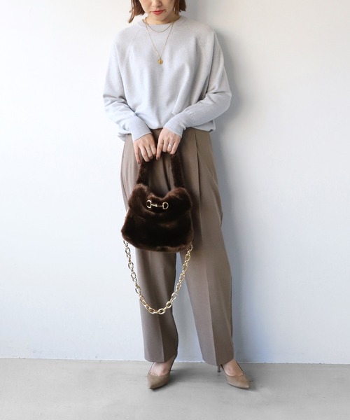 MICA&DEAL（マイカ＆ディール）の「【a point etc】エコファーチェーンハンドバッグ（ハンドバッグ・レディース・ブラウン・FREE）」の4枚目の写真