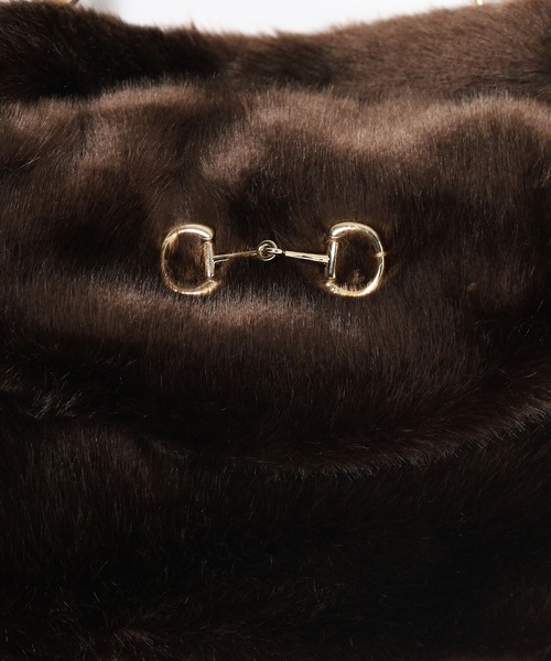 MICA&DEAL（マイカ＆ディール）の「【a point etc】エコファーチェーンハンドバッグ（ハンドバッグ・レディース・ブラウン・FREE）」の10枚目の写真