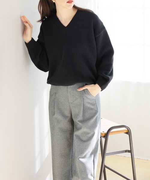 Doula Doula(ドゥーラドゥーラ)の「オーバーサイズVネックニット(ニット/セーター・レディース・ライトグリーン/ベージュ/ブラック/グレー/ブラウン・FREE)」の6枚目の写真