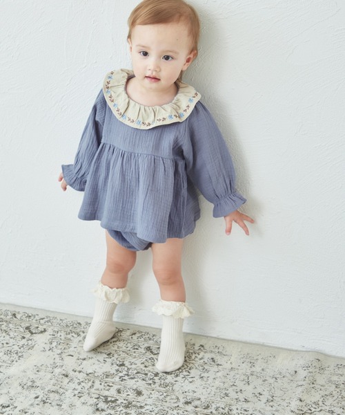 pairmanon（ペアマノン）の「【ベビー】フリル衿 刺繍 セットアップ（その他ベビーウェア・キッズ・カーキ/ラベンダー/ブルー・80/70）」の10枚目の写真