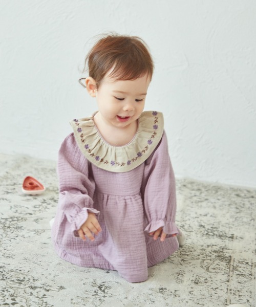 pairmanon（ペアマノン）の「【ベビー】フリル衿 刺繍 セットアップ（その他ベビーウェア・キッズ・カーキ/ラベンダー/ブルー・80/70）」の12枚目の写真