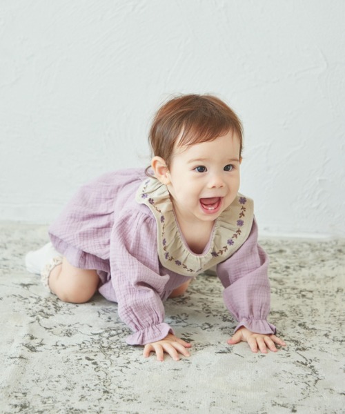 pairmanon（ペアマノン）の「【ベビー】フリル衿 刺繍 セットアップ（その他ベビーウェア・キッズ・カーキ/ラベンダー/ブルー・80/70）」の16枚目の写真