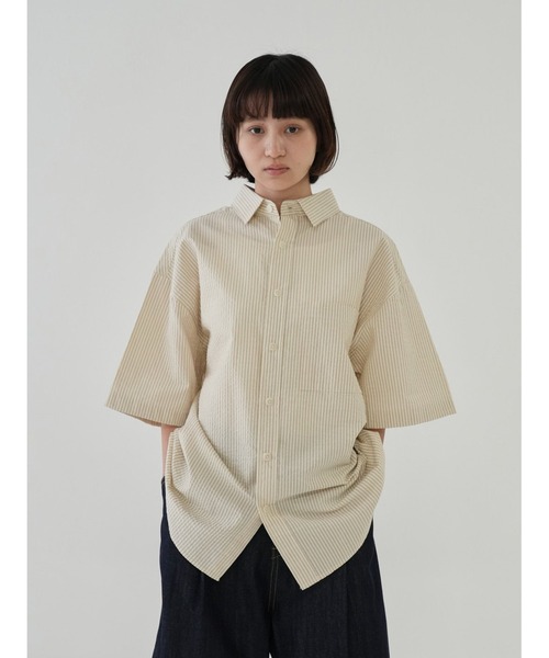 Bargiee(バージー)の「ストライプ 半袖シャツ ユニセックス(シャツ/ブラウス・メンズ・ベージュ/グレー/ネイビー・FREE)」の9枚目の写真