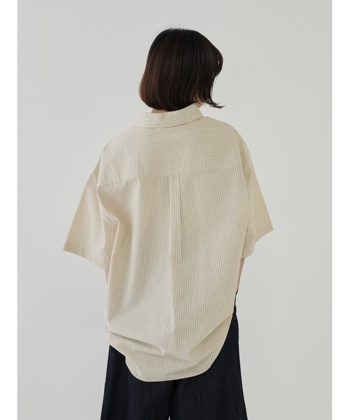 Bargiee(バージー)の「ストライプ 半袖シャツ ユニセックス(シャツ/ブラウス・メンズ・ベージュ/グレー/ネイビー・FREE)」の11枚目の写真