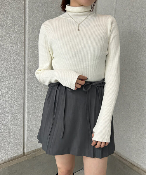 mline（エムライン）の「[mline]ロゴ刺繍タートルニット（ニット/セーター・レディース・ピンク/レッド/ブラック/ブルー/オフホワイト・FREE）」の7枚目の写真