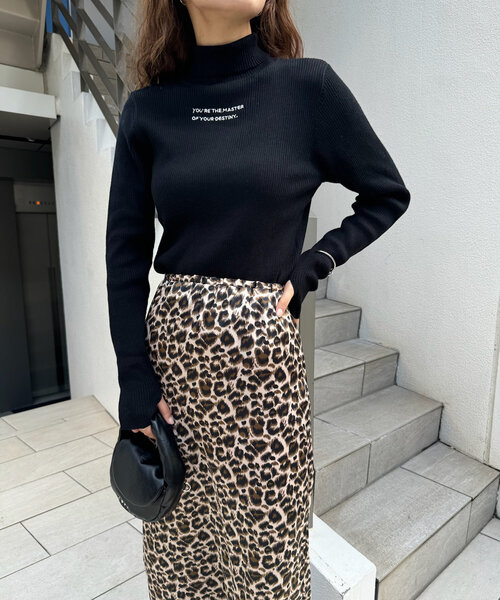 mline（エムライン）の「[mline]ロゴ刺繍タートルニット（ニット/セーター・レディース・ピンク/レッド/ブラック/ブルー/オフホワイト・FREE）」の15枚目の写真