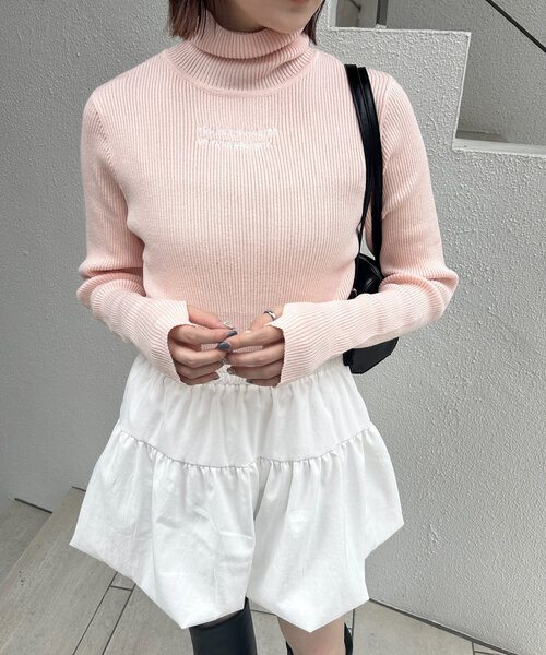 mline（エムライン）の「[mline]ロゴ刺繍タートルニット（ニット/セーター・レディース・ピンク/レッド/ブラック/ブルー/オフホワイト・FREE）」の22枚目の写真