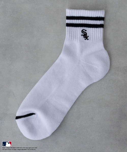 MLB(メジャーリーグベースボール)の「【3足組】ワンポイントロゴラインソックス(クォーター丈)(ソックス/靴下・メンズ・ホワイト/ブラック・25-27CM)」の5枚目の写真