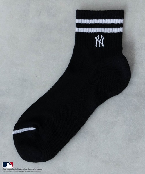 MLB(メジャーリーグベースボール)の「【3足組】ワンポイントロゴラインソックス(クォーター丈)(ソックス/靴下・メンズ・ホワイト/ブラック・25-27CM)」の10枚目の写真