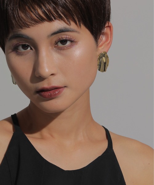 voov(ブーブ)の「円型 メタル ピアス 結婚式 お呼ばれ オケージョン(ピアス(両耳用)・レディース・シルバー/ゴールド・フリー)」の7枚目の写真