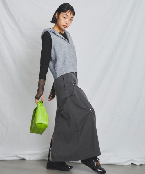 uyu.(ウユ)の「パワーメッシュシアーラメ混カットソー【ウユ/uyu.】(Tシャツ/カットソー・レディース・ブラック/チャコールグレー・FREE)」の17枚目の写真