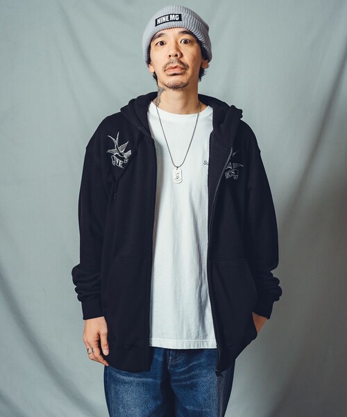 NineMicrophones(ナインマイクロフォンズ)の「ZIP PARKA-lyric-(ベスト・メンズ・グレー/ブラック・MEDIUM/LARGE/X-LARGE/XX-LARGE/SMALL)」の14枚目の写真