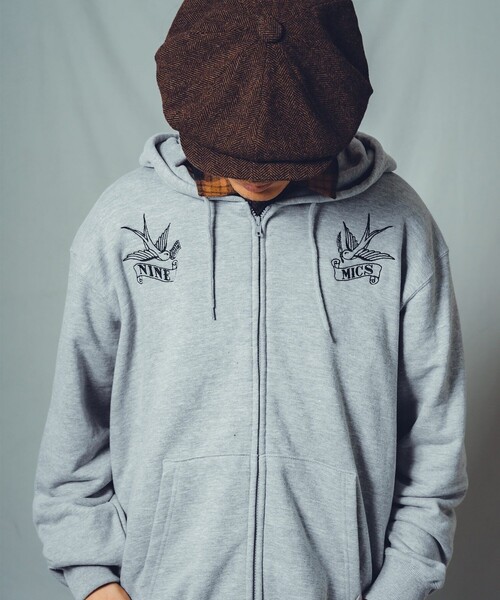 NineMicrophones(ナインマイクロフォンズ)の「ZIP PARKA-lyric-(ベスト・メンズ・グレー/ブラック・MEDIUM/LARGE/X-LARGE/XX-LARGE/SMALL)」の21枚目の写真