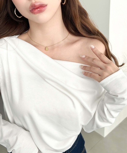 moment+(モーメントプラス)の「オフショルドレープ長袖プルオーバー(Tシャツ/カットソー・レディース・杢グレー/グレイッシュベージュ/イエロー/ブラック/オフホワイト/サックスブルー/ピンク・M/L)」の11枚目の写真