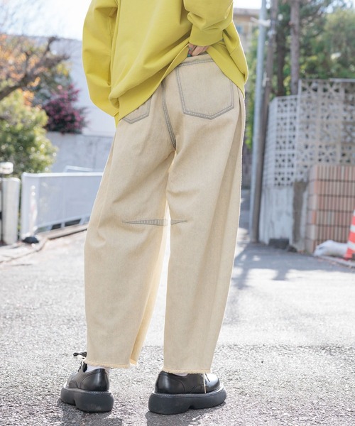 niko and（ニコアンド）の「セルフカットバレルパンツ