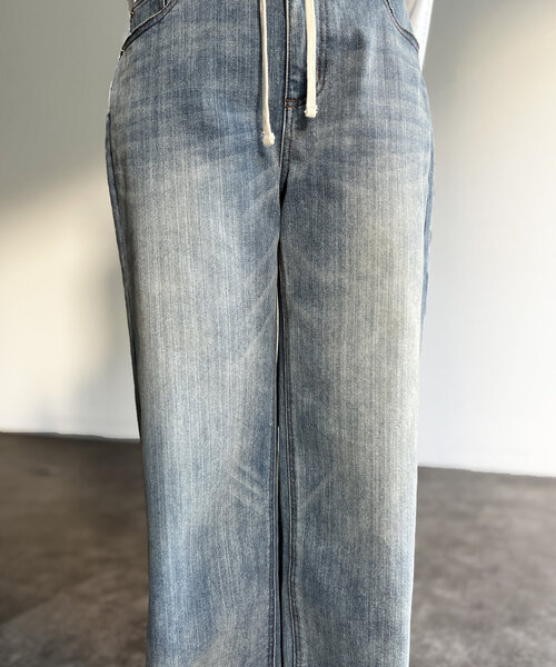 Chez toi（シェトワ）の「ウエスト紐ワイドストレートデニム（デニムパンツ・レディース・インディゴブルー/ブルー・SMALL/MEDIUM）」の19枚目の写真