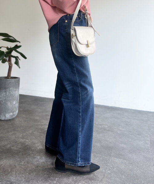 Chez toi（シェトワ）の「ウエスト紐ワイドストレートデニム（デニムパンツ・レディース・インディゴブルー/ブルー・SMALL/MEDIUM）」の13枚目の写真