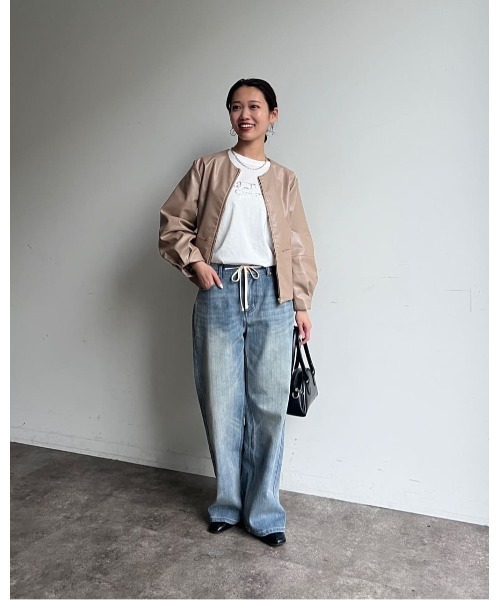 Chez toi（シェトワ）の「ウエスト紐ワイドストレートデニム（デニムパンツ・レディース・インディゴブルー/ブルー・SMALL/MEDIUM）」の3枚目の写真