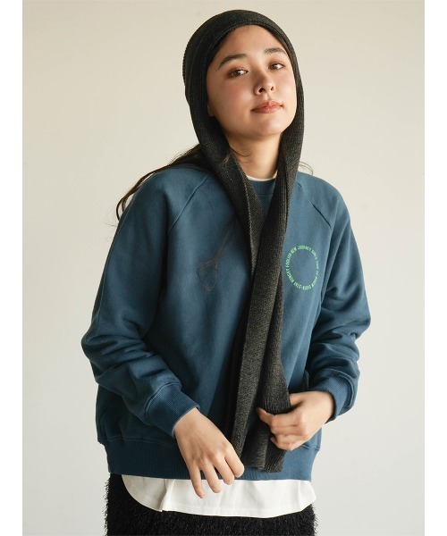 FIKA.(フィーカ)の「Circle logo raglan sweatshirt(Tシャツ/カットソー・レディース・ダークブルー/フューシャピンク・FREE)」の2枚目の写真