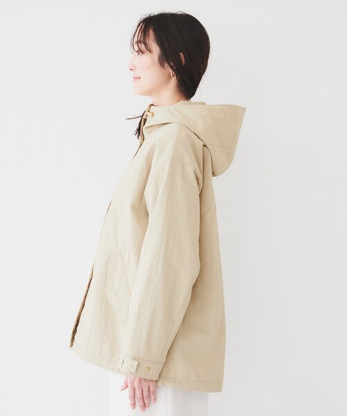 UNTITLED（アンタイトル）の「【撥水/軽アウター】オーバーマウンテンパーカー（ブルゾン・レディース・アイボリー/チャコールグレー/ベージュ・00/01/02/03/04/42/44/46/50/48）」の22枚目の写真